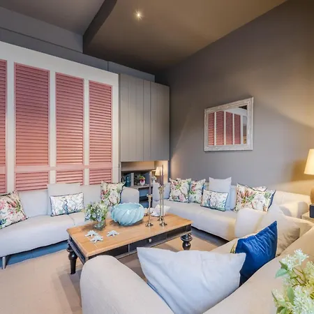 In With Seaviews